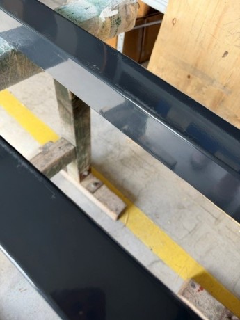 sloupek jekl 2400/60x60mm Antracit II. jakost